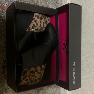 Women’s leopard pumps